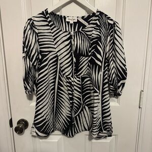 Panama Jack | Black & White Palm-Leaf Linen Blend Blouse